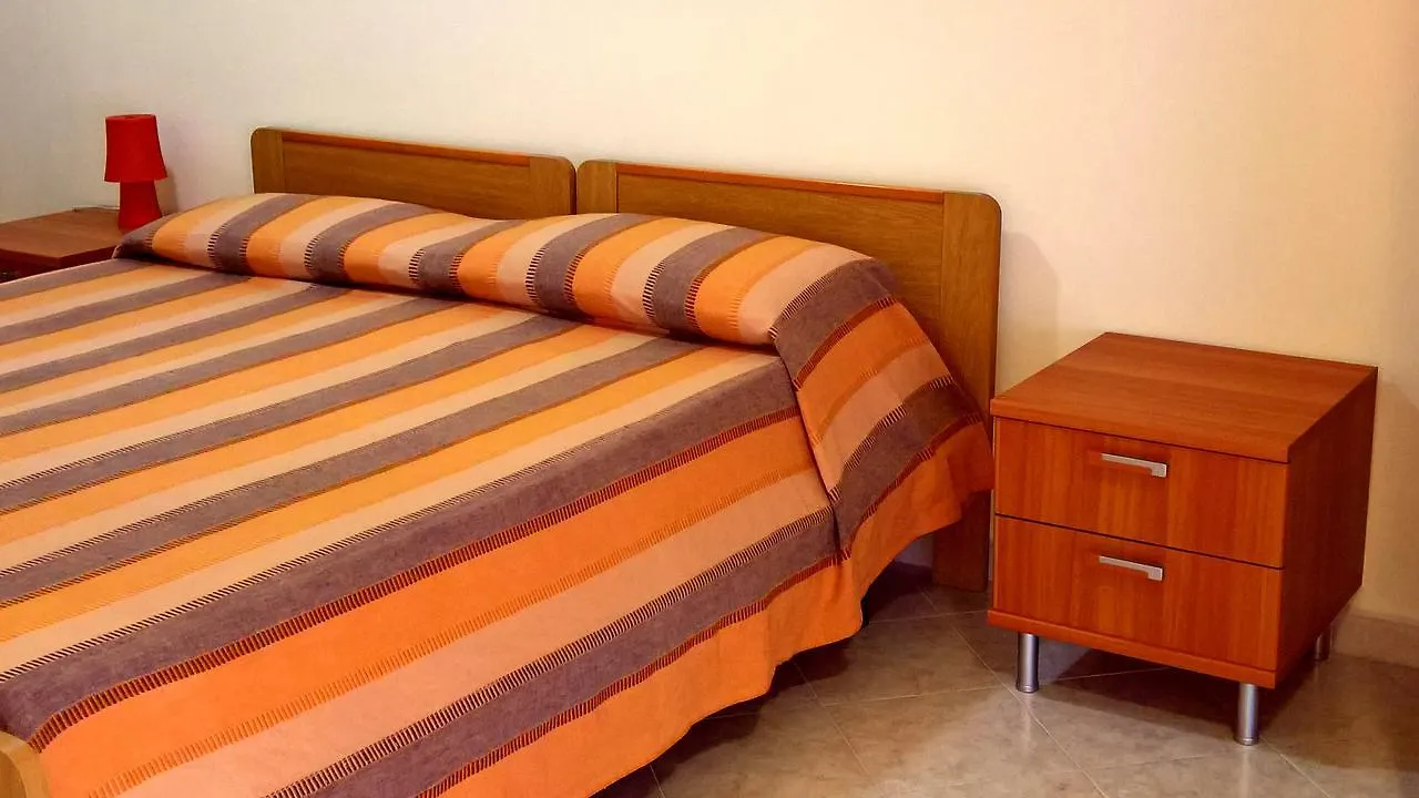 הוילה סירקוזה Casa Vacanza Apollo 0*,  איטליה