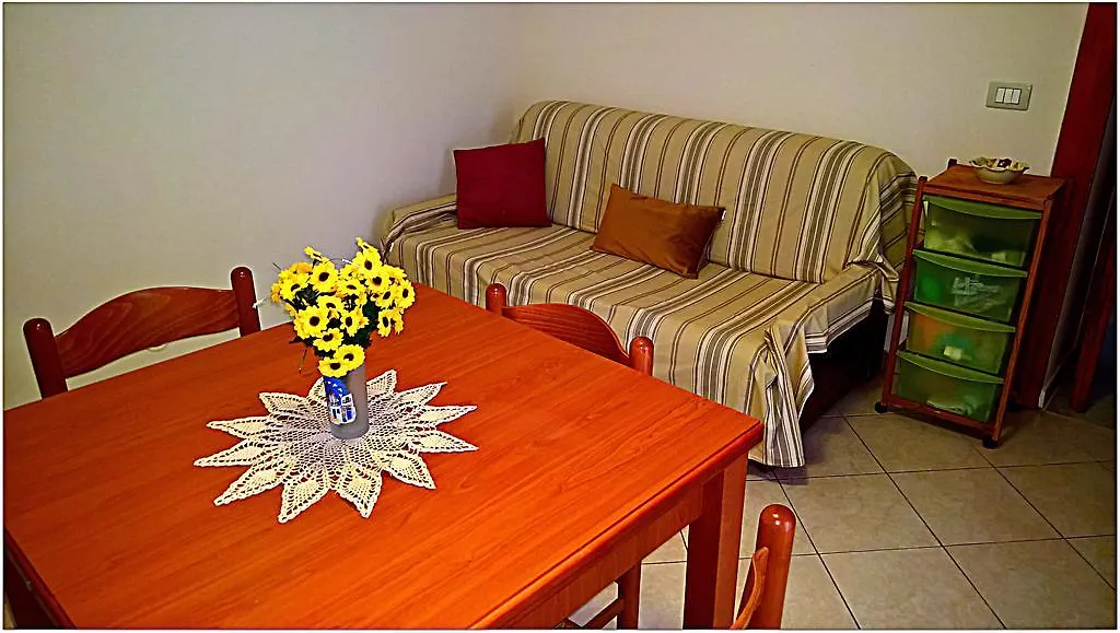 בית נופש הוילה סירקוזה Casa Vacanza Apollo איטליה